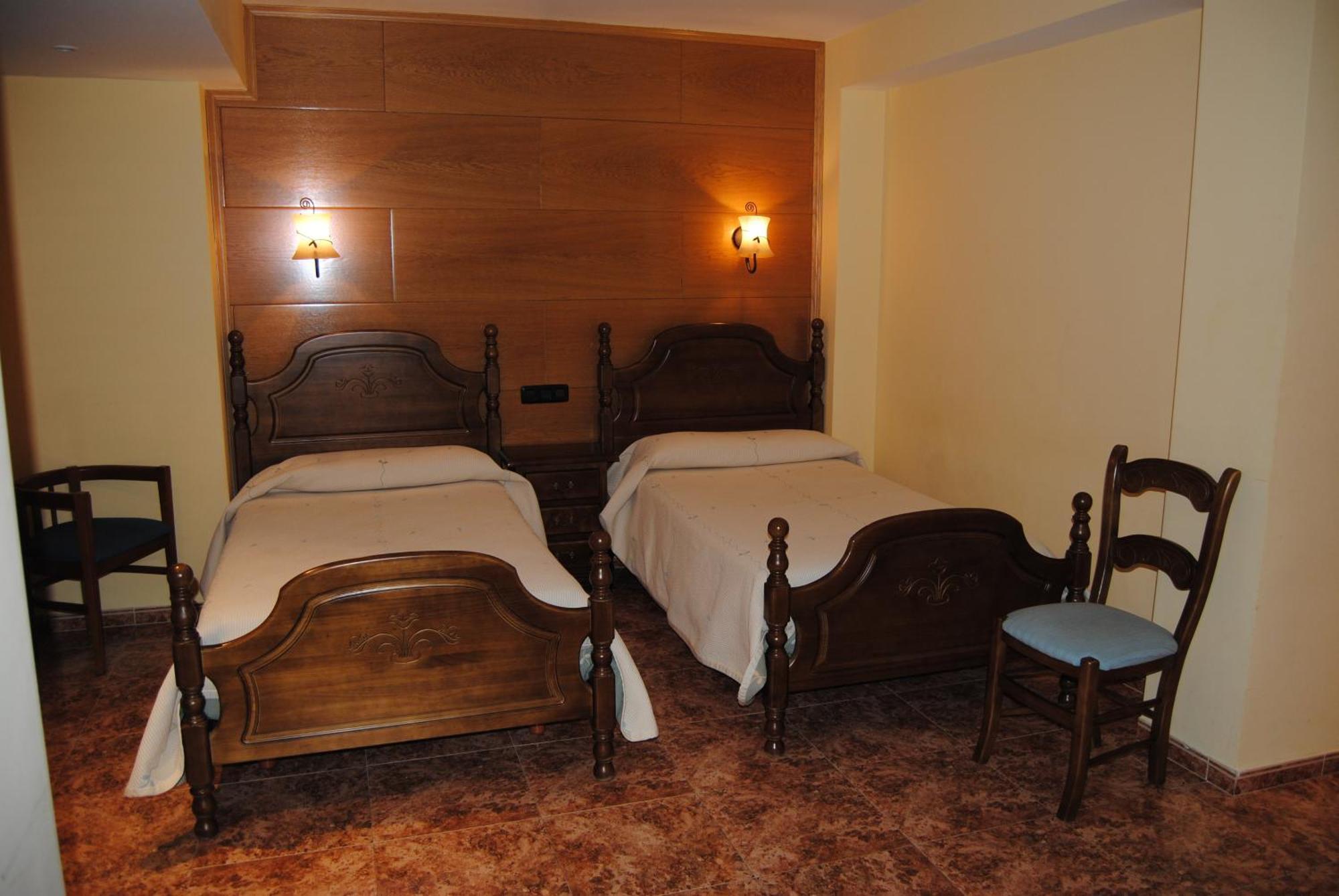 Hotel Suiza Bronchales Exterior foto